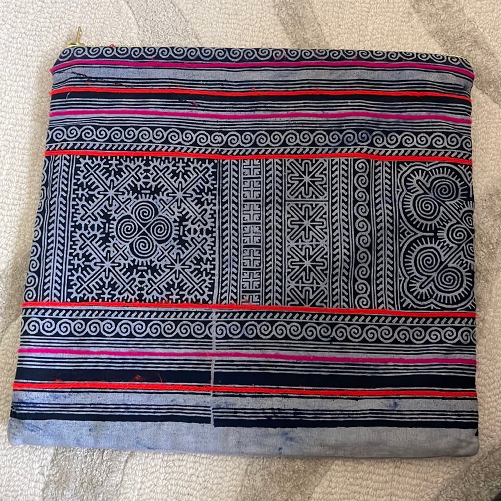 Lovebirds LA Cloth Clutch Bag